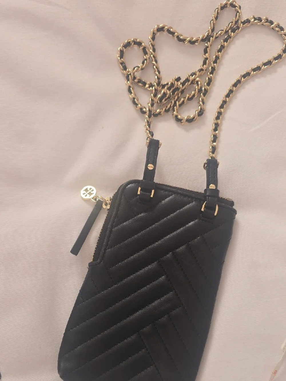 Tory Burch compact black